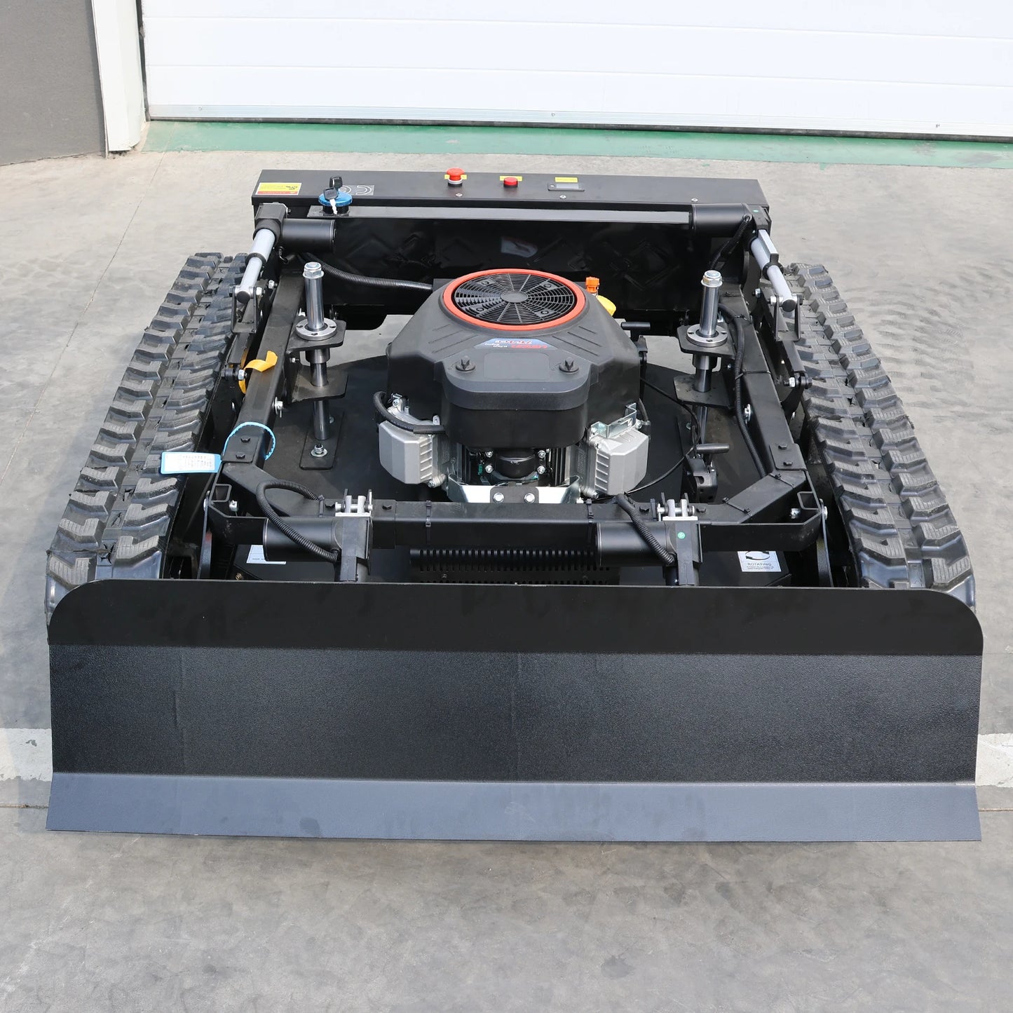 AT900 25HP 900mm Remote Control Crawler Lawn Mower, 45° Climbing RC Mower with 100m Range