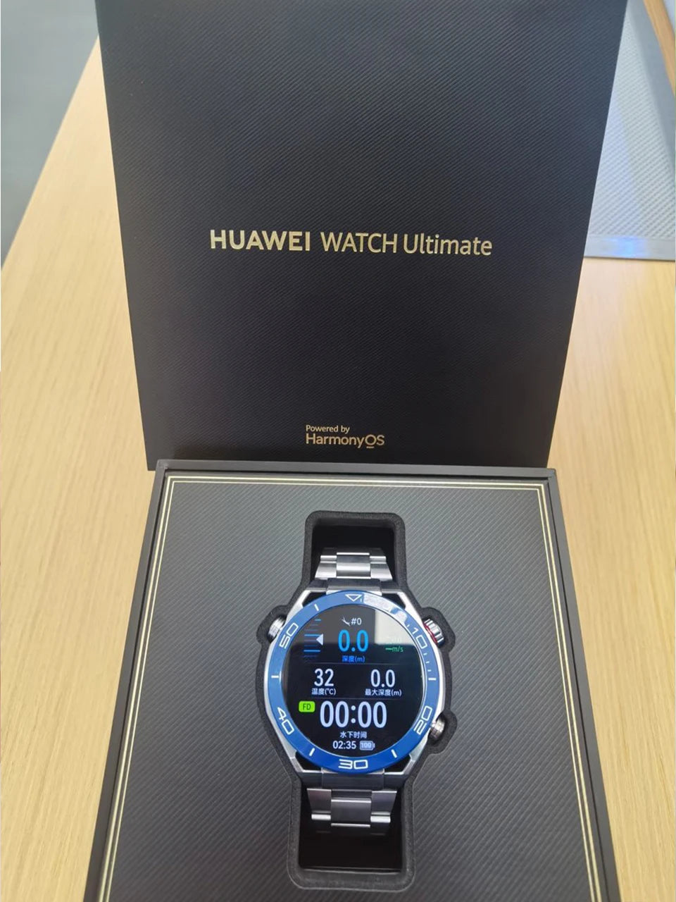 【US Express】HUAWEI WATCH Ultimate Smartwatch 1.5" LTPO AMOLED Display Health Monitoring 100m Water Resistance 14 Days Battery